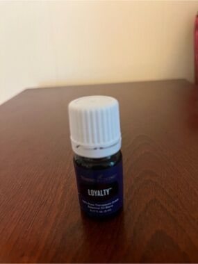 Young Living Loyalty Essential Oil Blend - Blue and White Bottle